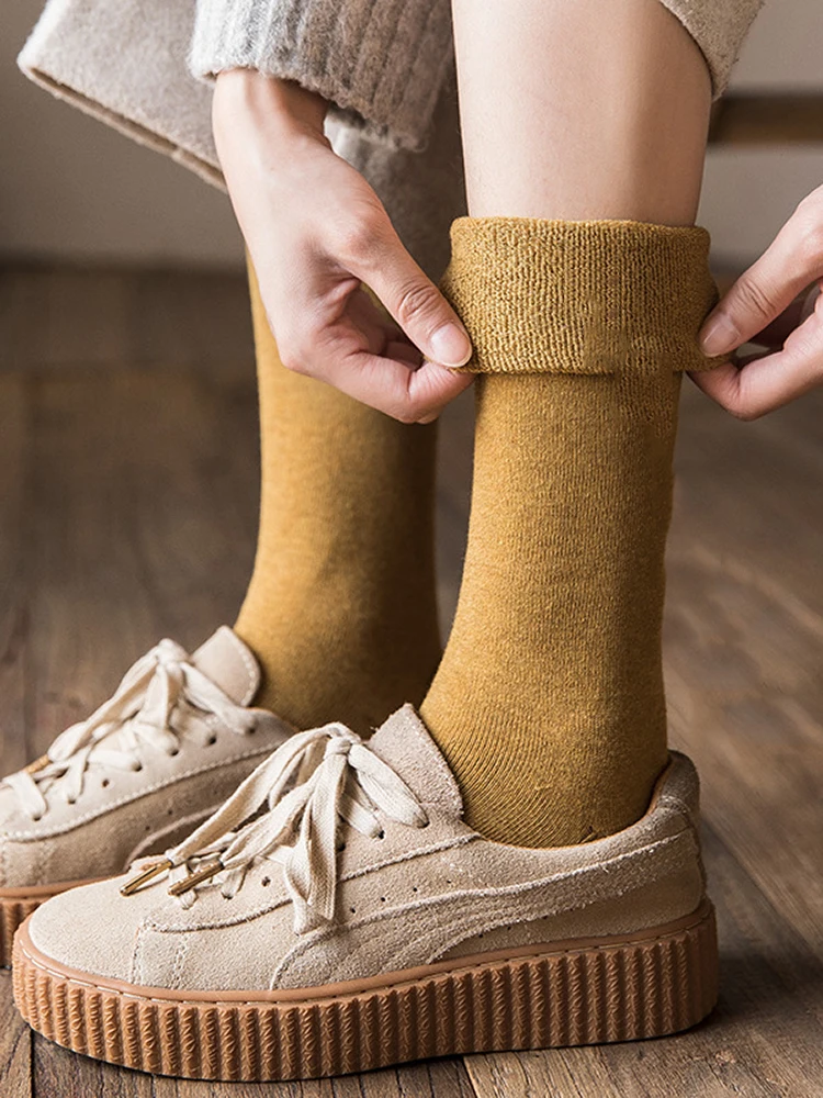 2023 New Thermal Socks Women Winter Thicken Velvet Warm Wool Cashmere Snow Soft Boots Floor Sleeping Long Pure Color 1Pairs
2023 New Thermal Socks Women Winter Thicken Velvet Warm Wool Cashmere Snow Soft Boots Floor Sleeping Long Pure Color 1Pairs