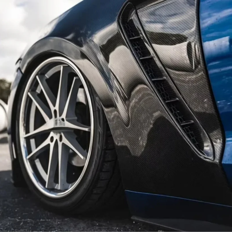 Carbon Fiber Fenders for Mustang GT350 Real Carbon Fiber Side Fender Regular Style 2015-2017.
Carbon Fiber Fenders for Mustang GT350 Real Carbon Fiber Side Fender Regular Style 2015-2017.