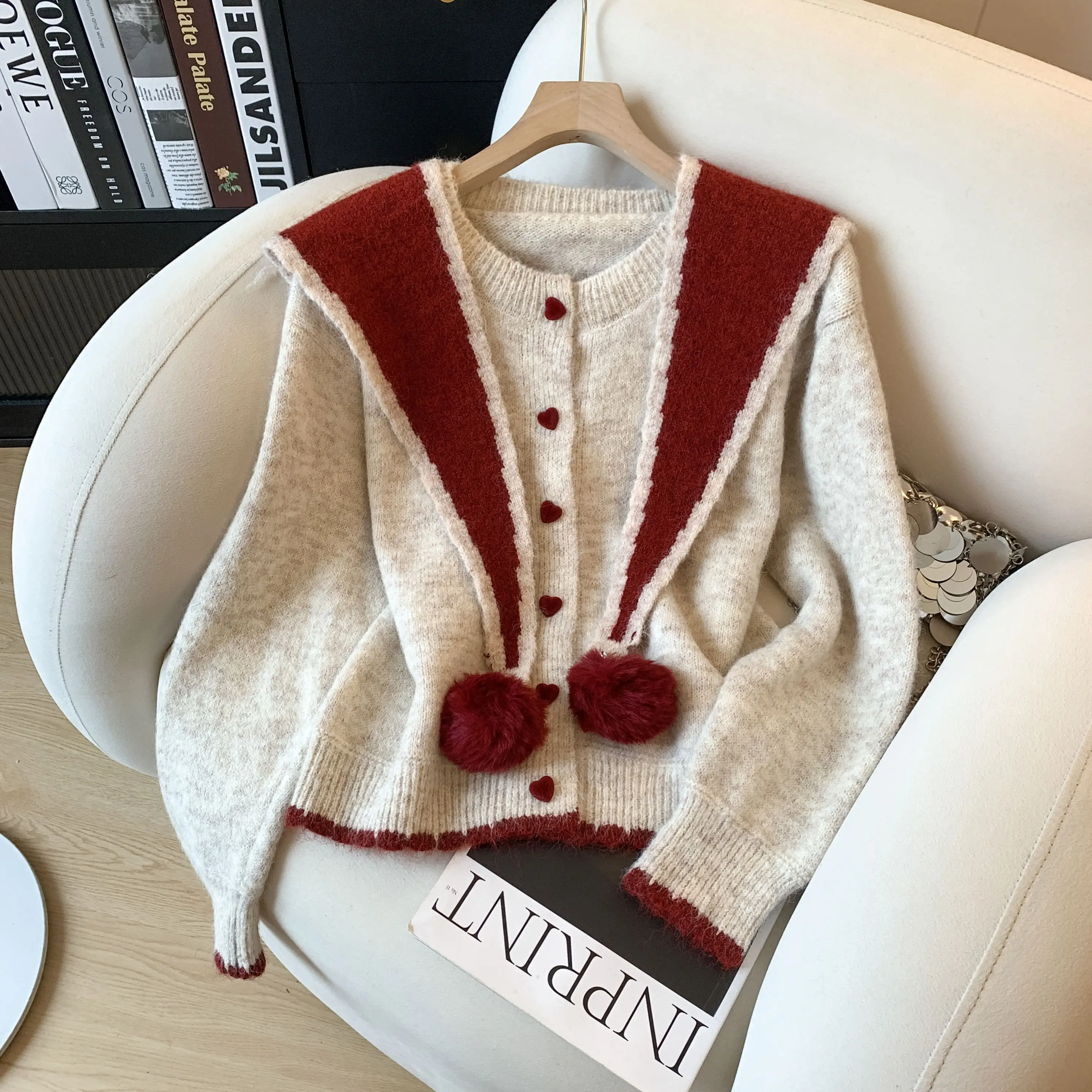 Christmas Theme Knitted Sweater Women's Autumn Winter Two-Piece Set Furry Ball Shoulder Design Unique Style Open Cardigan
Christmas Theme Knitted Sweater Women's Autumn Winter Two-Piece Set Furry Ball Shoulder Design Unique Style Open Cardigan