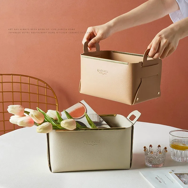 Кожаный настольный большой ящик для хранения гостиной, спальни, всякая всячина, украшение для ключей, лоток для игральных костей, складная сумка для хранения монет из искусственной кожи
Кожаный настольный большой ящик для хранения гостиной, спальни, всякая всячина, украшение для ключей, лоток для игральных костей, складная сумка для хранения монет из искусственной кожи