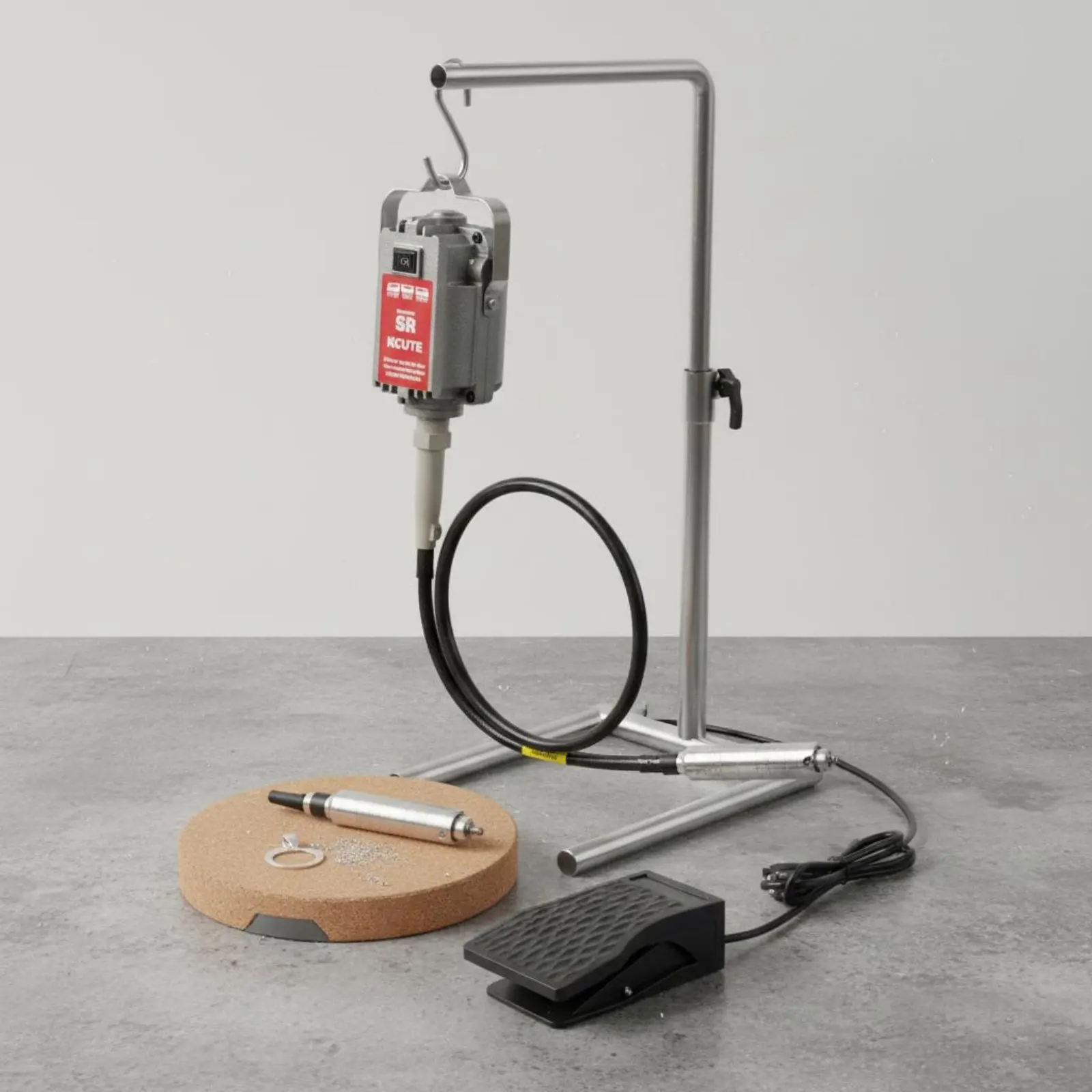 Hanging Rotary Carver High Power Hanging Grinder Flexible Shaft Engraver Multifunction Carving and Polishing Tool for Craftsmen
Hanging Rotary Carver High Power Hanging Grinder Flexible Shaft Engraver Multifunction Carving and Polishing Tool for Craftsmen