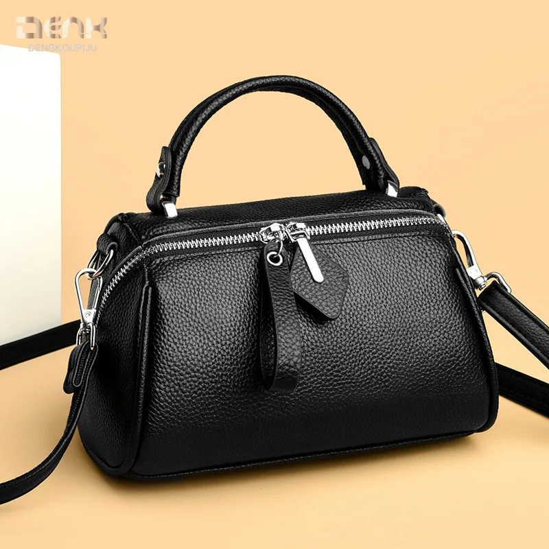 2025 New Minimalist Leather Shoulder Bag Women Large Capacity Crossbody Pillow Top-grain Handheld Purse
2025 New Minimalist Leather Shoulder Bag Women Large Capacity Crossbody Pillow Top-grain Handheld Purse