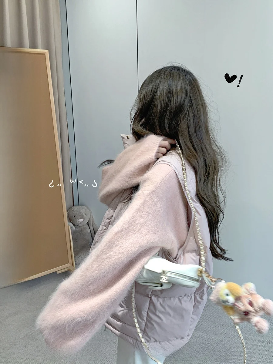 Женский зимний вязаный свитер CallmeEar Fairy T Town из натурального кроличьего меха, с длинными рукавами, круглым вырезом, стандартный крой
Женский зимний вязаный свитер CallmeEar Fairy T Town из натурального кроличьего меха, с длинными рукавами, круглым вырезом, стандартный крой