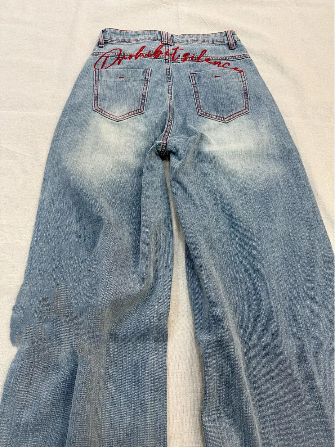 Summer 2026 High Waist Loose American Style Denim Shorts Wide Leg Thin Retro Slimming Floor-Length Casual Ladies Jeans
Summer 2026 High Waist Loose American Style Denim Shorts Wide Leg Thin Retro Slimming Floor-Length Casual Ladies Jeans