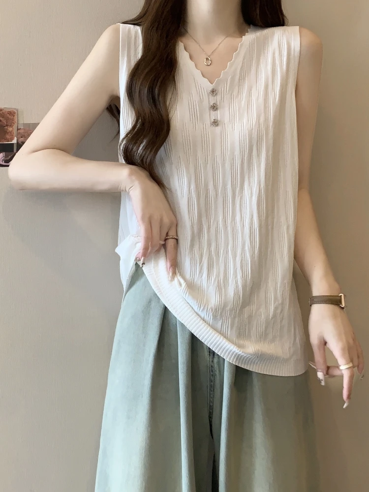 Ice Silk Knitted Strap Vest Women's Summer Large Size Slimming No Sleeve V-Neck Base Shirt Top Comfortable Breathable Casual ...
Ice Silk Knitted Strap Vest Women's Summer Large Size Slimming No Sleeve V-Neck Base Shirt Top Comfortable Breathable Casual ...