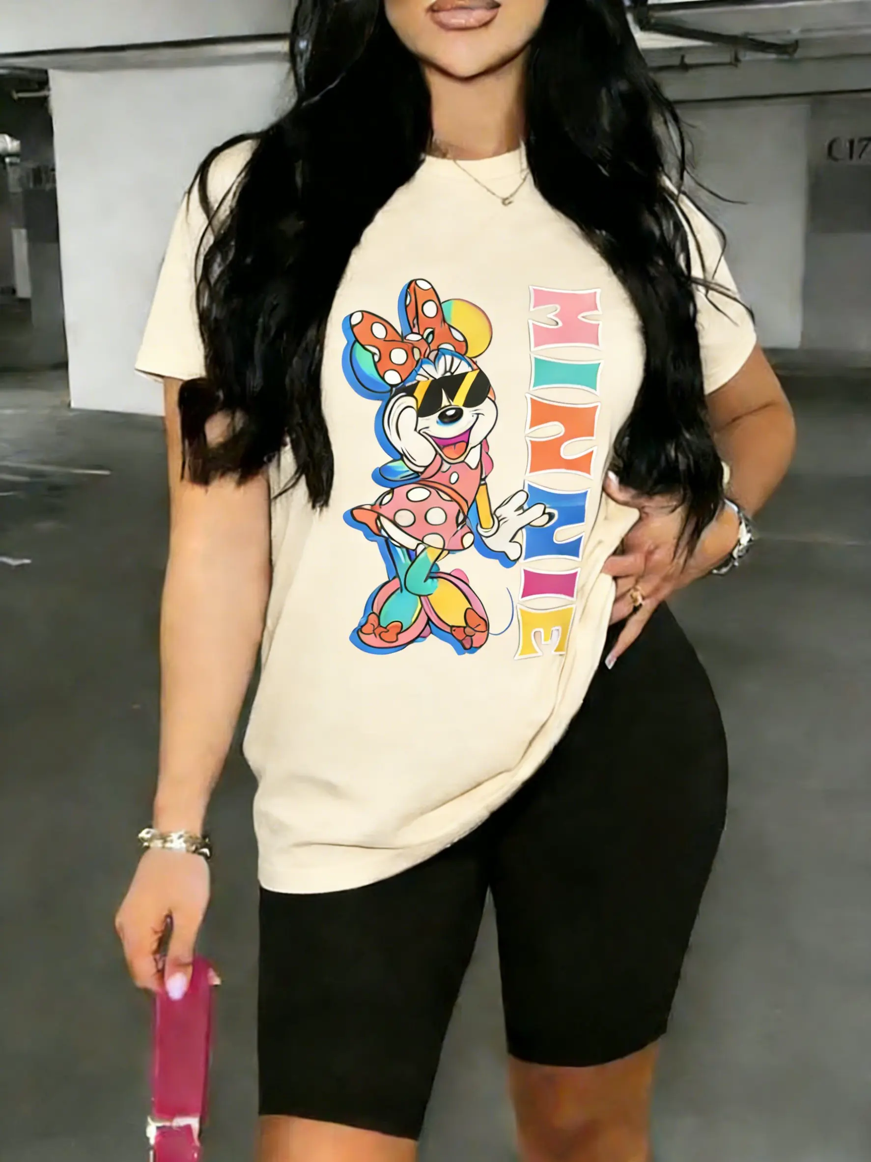 Футболка оверсайз с винтажным принтом Диснея и Минни, унисекс, с коротким рукавом, летняя, тренд 2026, повседневная, хлопковая, уличная одежда
Футболка оверсайз с винтажным принтом Диснея и Минни, унисекс, с коротким рукавом, летняя, тренд 2026, повседневная, хлопковая, уличная одежда