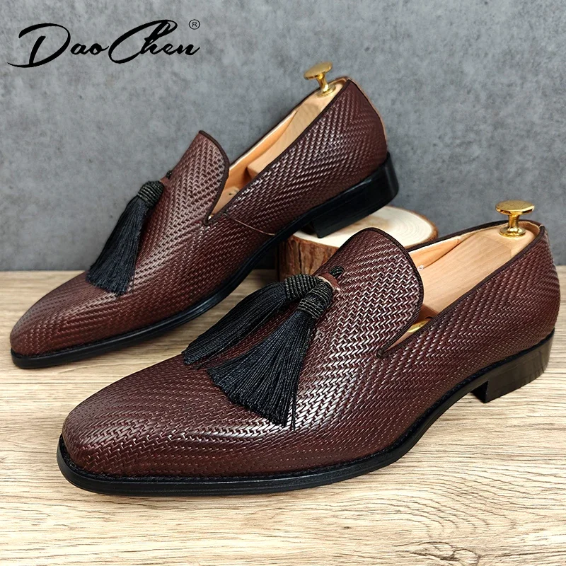 Luxury Brand Men Leather Shoes Weave Black Brown Tassel Loafers Slip On Mens Dress Shoes Wedding Banquet Party Men Casual Shoes
Luxury Brand Men Leather Shoes Weave Black Brown Tassel Loafers Slip On Mens Dress Shoes Wedding Banquet Party Men Casual Shoes