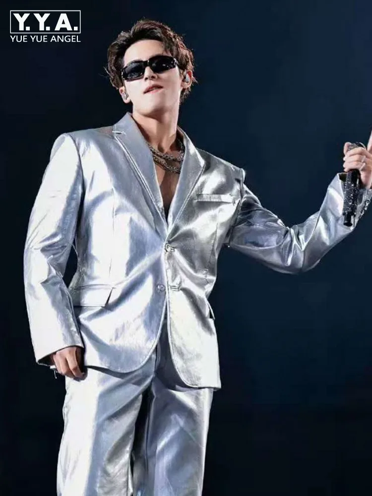 Fashion Mens Faux Leather Silver Two Piece Set Slim Fit Single Breasted Blazer Pants Suit Set Stage Show Party Matching Sets
Fashion Mens Faux Leather Silver Two Piece Set Slim Fit Single Breasted Blazer Pants Suit Set Stage Show Party Matching Sets
