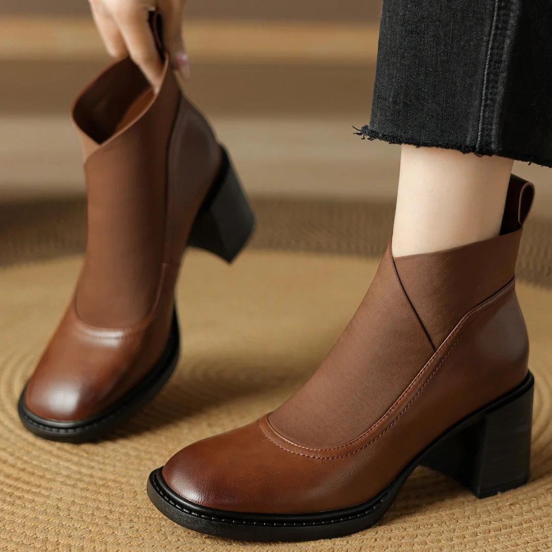 Women's genuine leather stretch lycra patchwork slip-on autumn ankle boots 7cm chunky heel slip-on casual female short booties
Women's genuine leather stretch lycra patchwork slip-on autumn ankle boots 7cm chunky heel slip-on casual female short booties