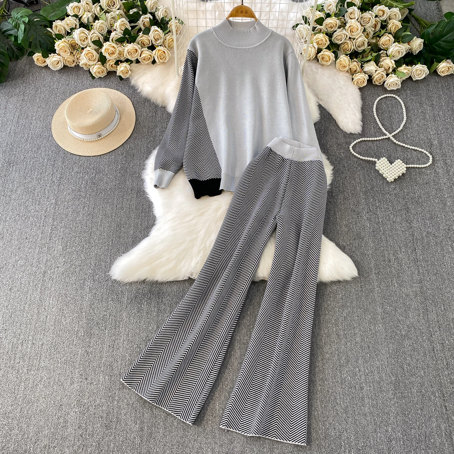 SuperAen Fashion Knitted Women Loose Striped Turtleneck Sweaters Casual High-waisted Slimming Wide-leg Pants Two Pieces Sets
SuperAen Fashion Knitted Women Loose Striped Turtleneck Sweaters Casual High-waisted Slimming Wide-leg Pants Two Pieces Sets