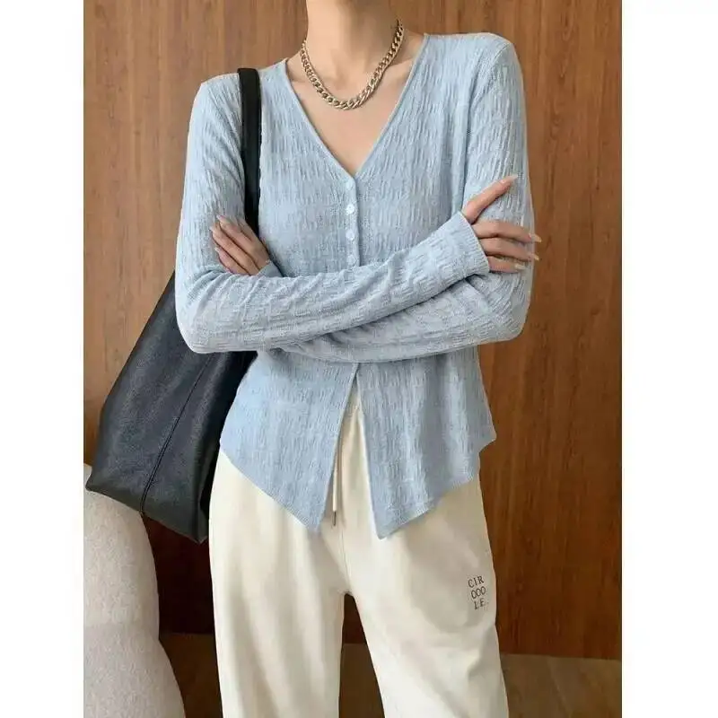 V-neck Linen Lyocell Textured Knit Cardigan Spring Summer Women Long-sleeve Lightweight Elegant Tops
V-neck Linen Lyocell Textured Knit Cardigan Spring Summer Women Long-sleeve Lightweight Elegant Tops