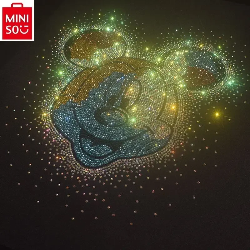 Disney cartoon Mickey hot stamping pattern sticker car rhinestone decoration fuel tank cap waterproof car decoration
Disney cartoon Mickey hot stamping pattern sticker car rhinestone decoration fuel tank cap waterproof car decoration