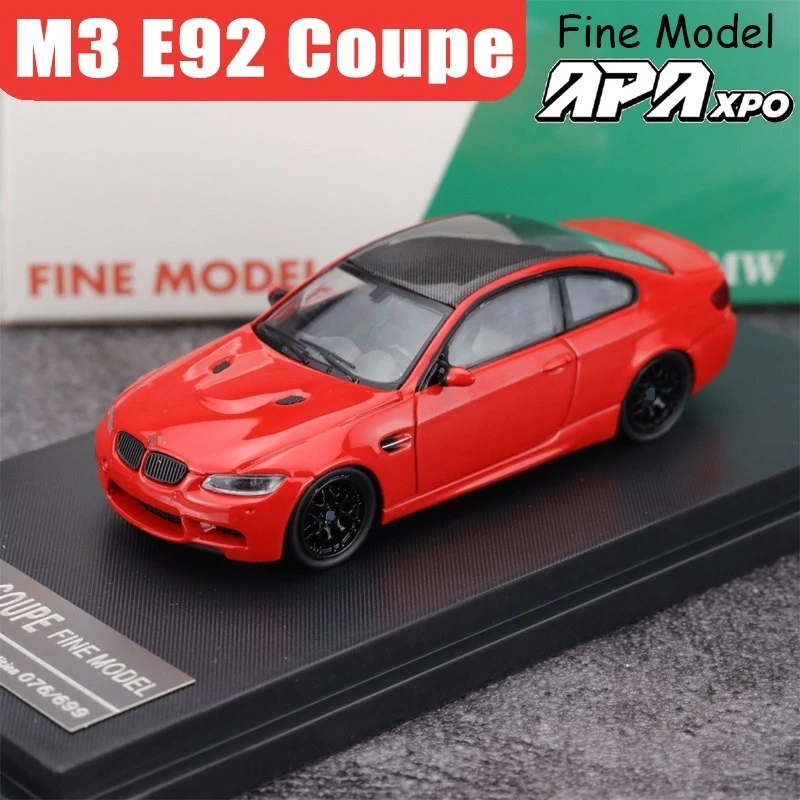 Изысканная модель 1/64 M3 E92 Coupe APAxpo, игрушка-мотор из красного сплава, литая под давлением металлическая модель, коллекция рождественских подарков для мальчиков 
Изысканная модель 1/64 M3 E92 Coupe APAxpo, игрушка-мотор из красного сплава, литая под давлением металлическая модель, коллекция рождественских подарков для мальчиков