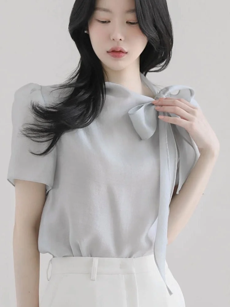 Korean Style Short Sleeve Shirt Women's Bow Tie Design Unique Sensation Beautiful Top Gentle Knot Strap Shirt
Korean Style Short Sleeve Shirt Women's Bow Tie Design Unique Sensation Beautiful Top Gentle Knot Strap Shirt