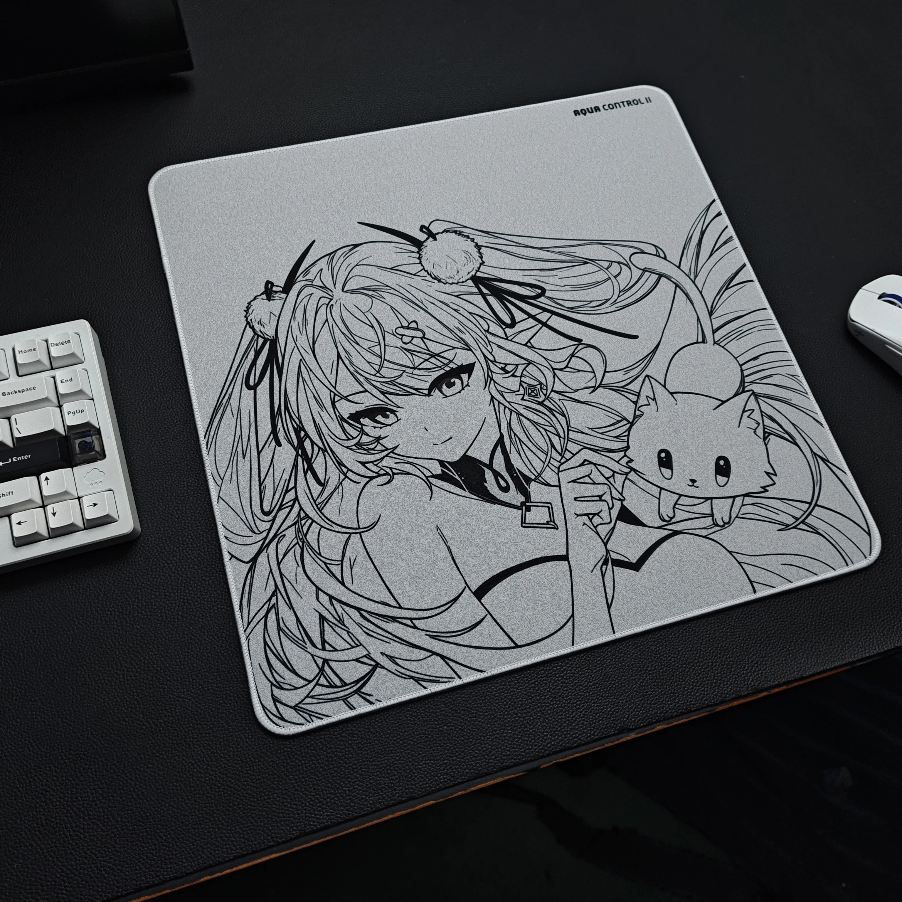 X-Raypad Aqua Control II MAKO 490x420x4mm Gaming Mouse Pad - Hybrid Speed/Control, Stitched Edge, Rubber Base - VOID/NOVA
X-Raypad Aqua Control II MAKO 490x420x4mm Gaming Mouse Pad - Hybrid Speed/Control, Stitched Edge, Rubber Base - VOID/NOVA