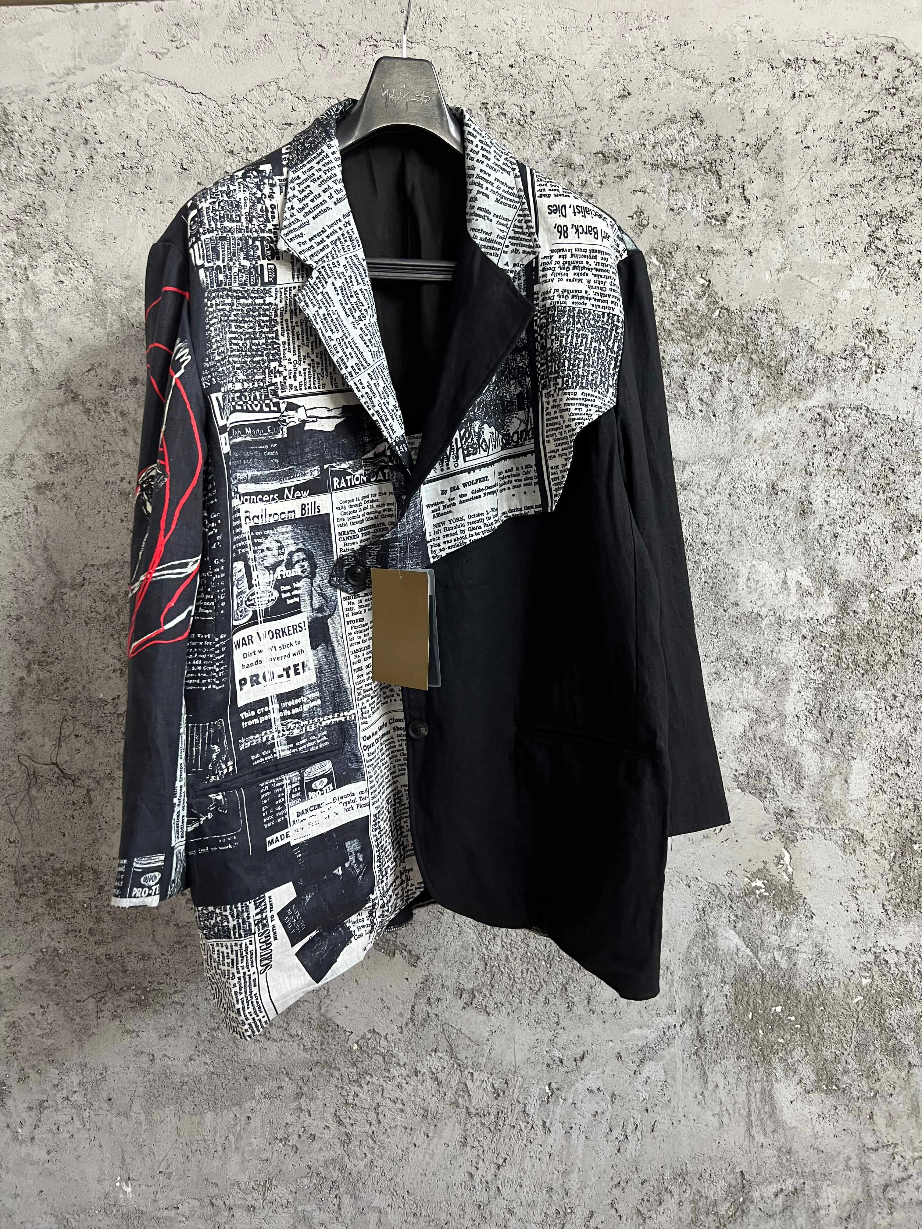 TOP-YAMAMOTO льняной пиджак с газетным принтом, нишевое дизайнерское брендовое черное пальто
TOP-YAMAMOTO льняной пиджак с газетным принтом, нишевое дизайнерское брендовое черное пальто