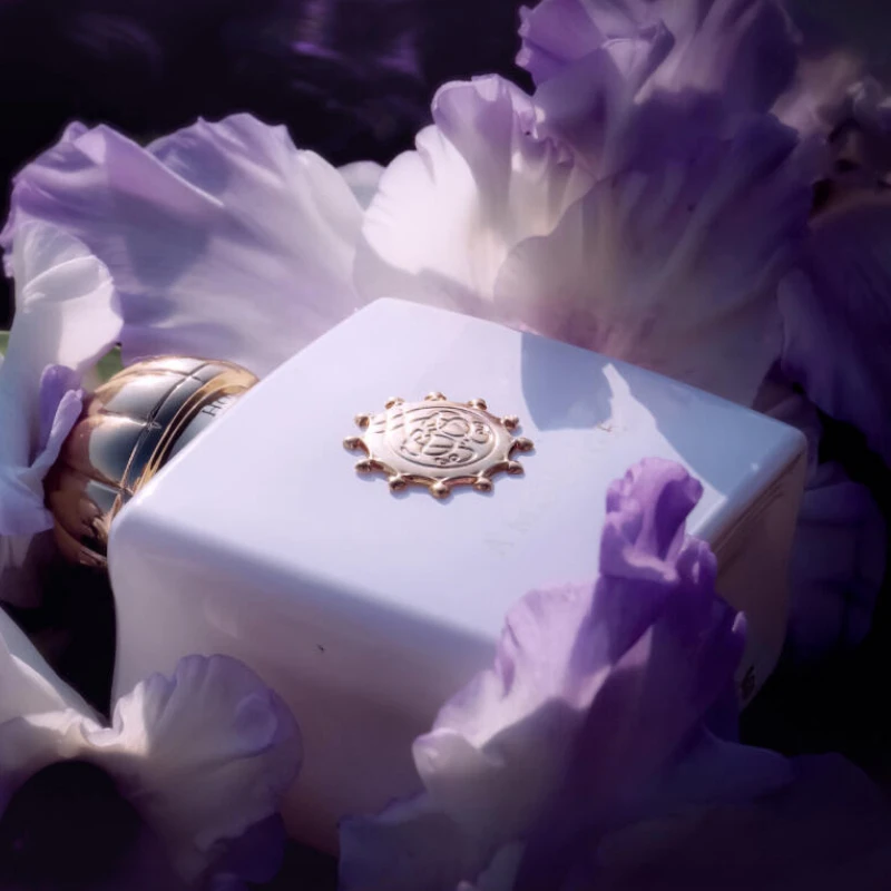 AMOUAGE GUIDANCE 46 GOLD EXISTENCE INTERLUDE LILAC LOVE Древесно-восточный аромат для мужчин и женщин 100 мл Оригинальный арабский парфюм
AMOUAGE GUIDANCE 46 GOLD EXISTENCE INTERLUDE LILAC LOVE Древесно-восточный аромат для мужчин и женщин 100 мл Оригинальный арабский парфюм