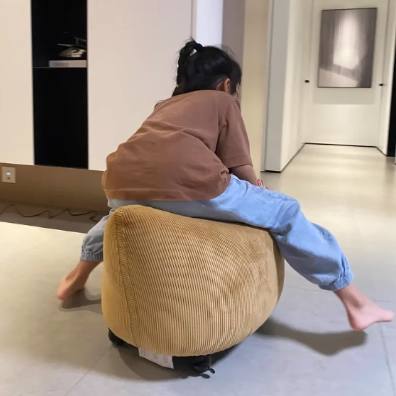 Nordic Small Stools Household Shoe Change Stools Entrance Ottomans Low Ottomans Octagonal Stools Universal Wheel Sofa Footstools
Nordic Small Stools Household Shoe Change Stools Entrance Ottomans Low Ottomans Octagonal Stools Universal Wheel Sofa Footstools
