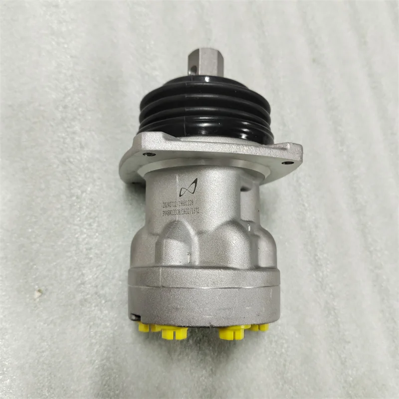 12C5601 Hand pilot Valve Excavator 950E
12C5601 Hand pilot Valve Excavator 950E