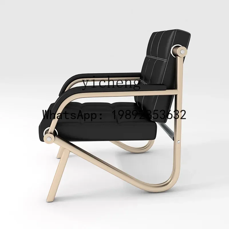 Iron Business Office Three-Seat Sofa Middle Tea Table Combination
Iron Business Office Three-Seat Sofa Middle Tea Table Combination