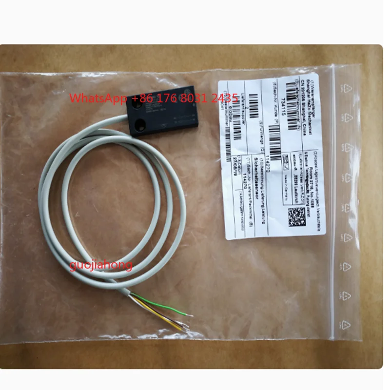 100% Brand New and Original Proximity Sensor 114270 Fast Shipping Via FedEx or DHL Express!
100% Brand New and Original Proximity Sensor 114270 Fast Shipping Via FedEx or DHL Express!