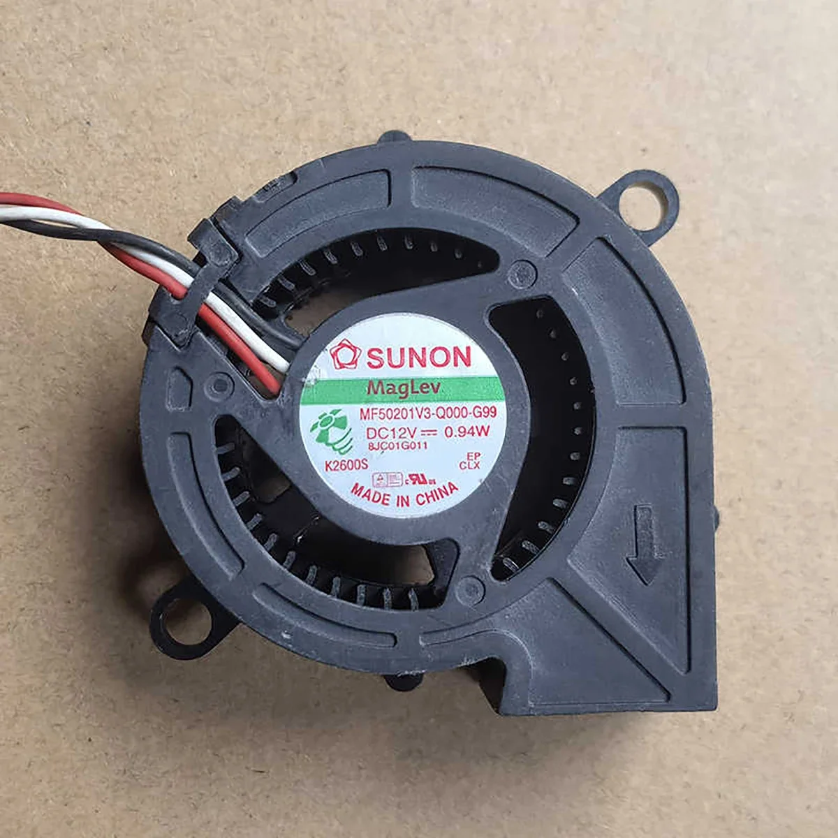 MF50201V3-Q000-G99 12V 0.94W TW675UTi-3D three-wire projector fan
MF50201V3-Q000-G99 12V 0.94W TW675UTi-3D three-wire projector fan