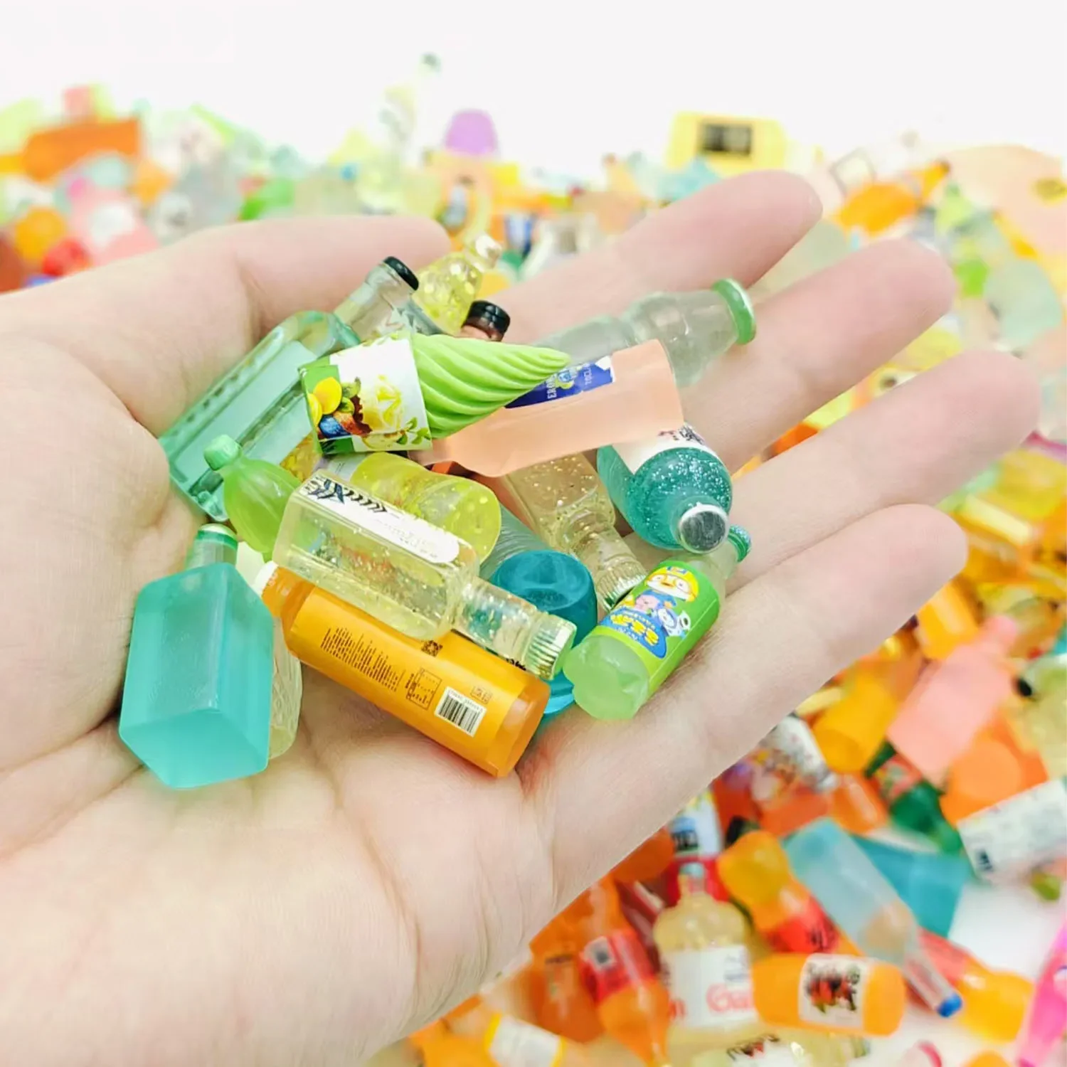50-200Pcs Random Mini Alcoholic Drink Bottle Resin Charms Popular Wine Bottles Pendant for Earring Keychain Diy Cute Scene Decor
50-200Pcs Random Mini Alcoholic Drink Bottle Resin Charms Popular Wine Bottles Pendant for Earring Keychain Diy Cute Scene Decor