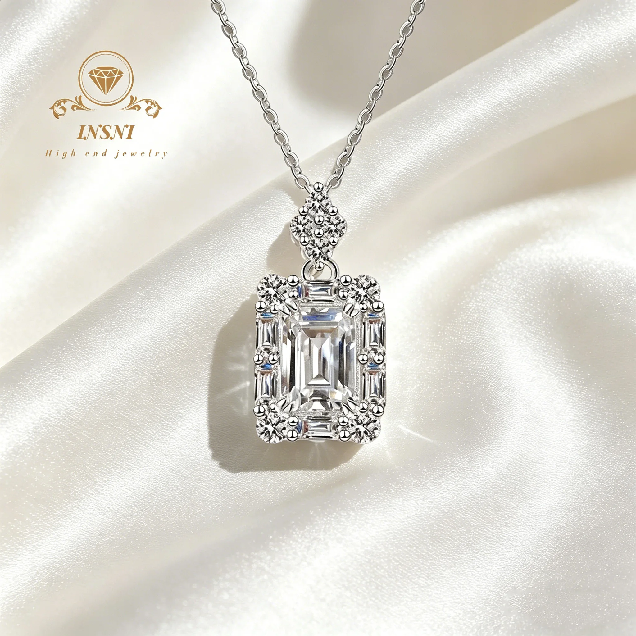1CT D-Color Moissanite Sugar Cube Pendant Emerald Cut Redden Cut S925 Sterling Silver Necklace Affordable Light Luxury Jewelry
1CT D-Color Moissanite Sugar Cube Pendant Emerald Cut Redden Cut S925 Sterling Silver Necklace Affordable Light Luxury Jewelry