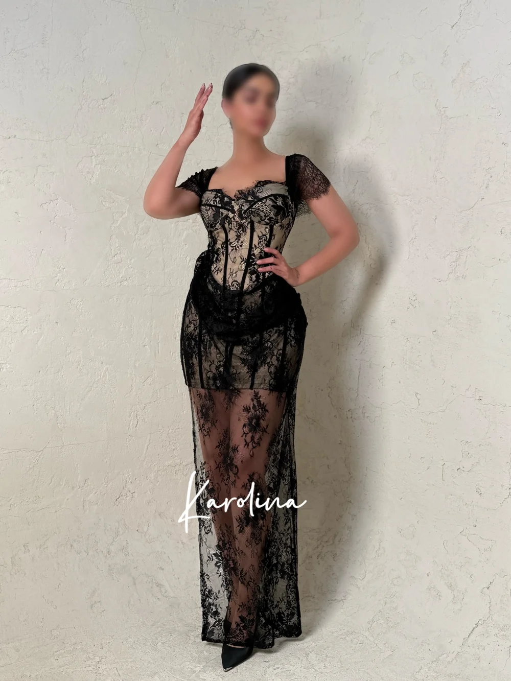 Черные кружевные платья для выпускного вечера с короткими рукавами, сексуальные вечерние платья в Саудовской Аравии для женщин, вечернее платье на заказ 2027
Черные кружевные платья для выпускного вечера с короткими рукавами, сексуальные вечерние платья в Саудовской Аравии для женщин, вечернее платье на заказ 2027