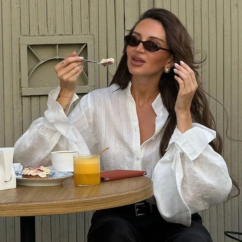 Faion White Oversize Blouse for Women Long Sve Cleanfit Sle Winter 206 Fake Two-Piece Design Available Online And in ...
Faion White Oversize Blouse for Women Long Sve Cleanfit Sle Winter 206 Fake Two-Piece Design Available Online And in ...