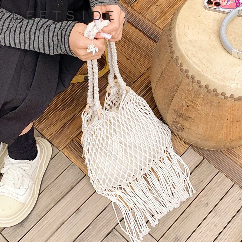 LEFTSIDE Woven Crossbody Bags for Women 2025 Summer Ladies Shoulder Bag Females Beach Bags Summer Tassels Handbags and Purses
LEFTSIDE Woven Crossbody Bags for Women 2025 Summer Ladies Shoulder Bag Females Beach Bags Summer Tassels Handbags and Purses