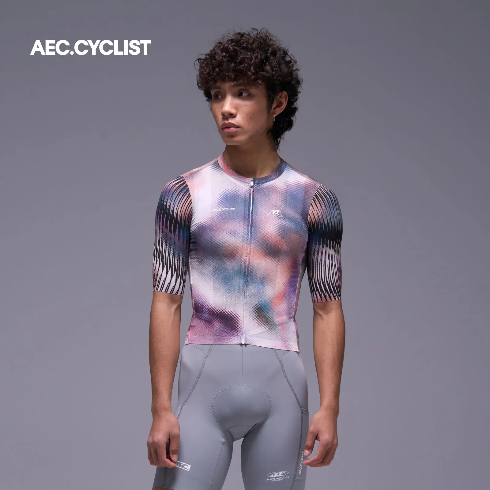 AEC YAOYING Series Men Cycling Jersey Women's Slim Pro Bike Tops 2026 Summer Short Sleeve Riding Bicycle Shirts Quick Dry
AEC YAOYING Series Men Cycling Jersey Women's Slim Pro Bike Tops 2026 Summer Short Sleeve Riding Bicycle Shirts Quick Dry