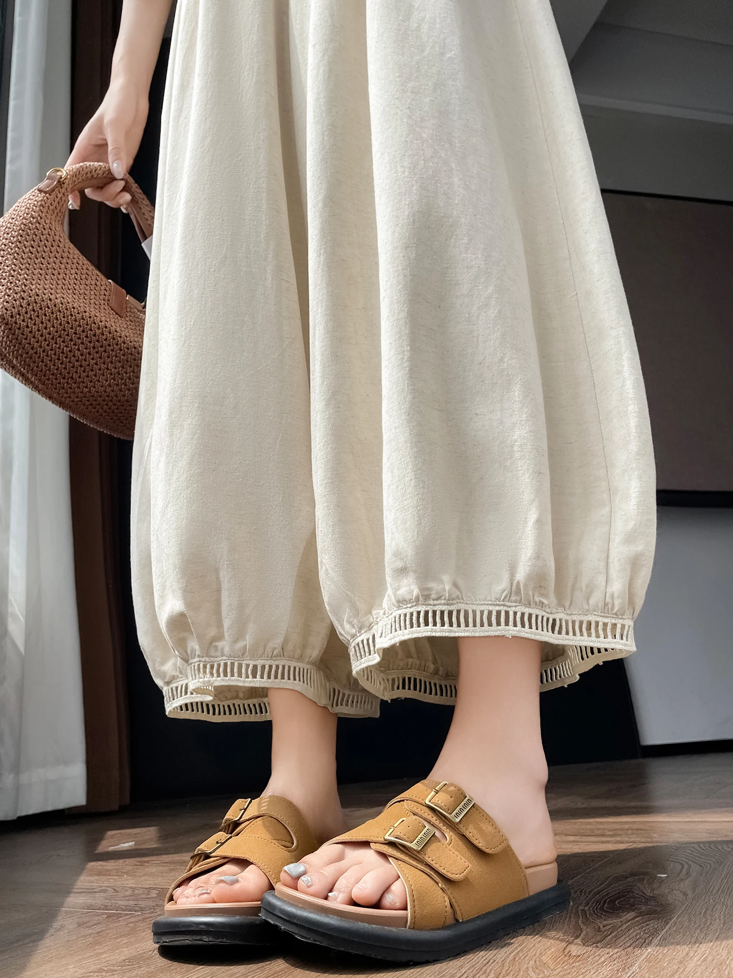 Lace Hollow out Linen Lantern Pants Women Summer Thin Hanging Loose Ice Silk Cotton Linen Bloom Yamamoto Wide Leg Pants
Lace Hollow out Linen Lantern Pants Women Summer Thin Hanging Loose Ice Silk Cotton Linen Bloom Yamamoto Wide Leg Pants