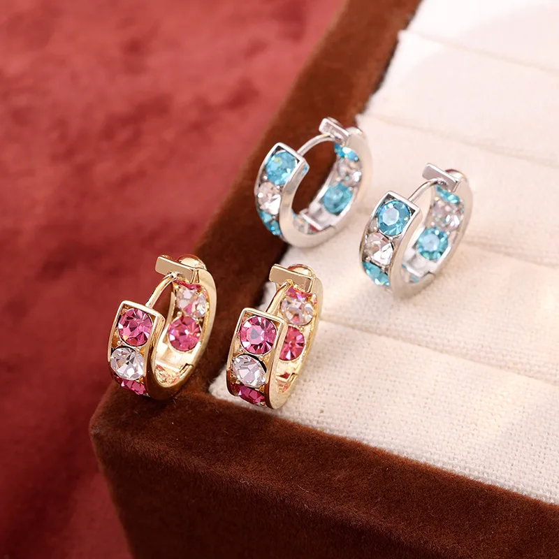 Gorgeous Sweet Cool Gold Hoop Earrings Zircon Inlaid 18k Gold Plated Dinner Party Centerpiece Accessories
Gorgeous Sweet Cool Gold Hoop Earrings Zircon Inlaid 18k Gold Plated Dinner Party Centerpiece Accessories