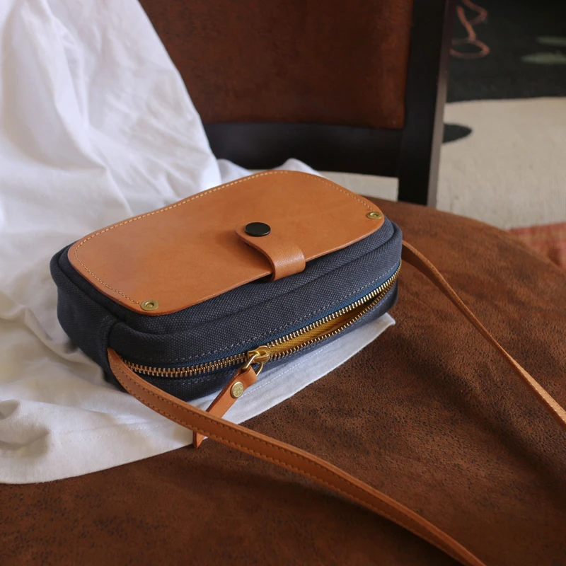 Mini Satchel Cowhide & Canvas Lady Messenger Bag Fashion Small Crossbody Bags Casual Shoulder Pack Storage Cell Phone Bag
Mini Satchel Cowhide & Canvas Lady Messenger Bag Fashion Small Crossbody Bags Casual Shoulder Pack Storage Cell Phone Bag