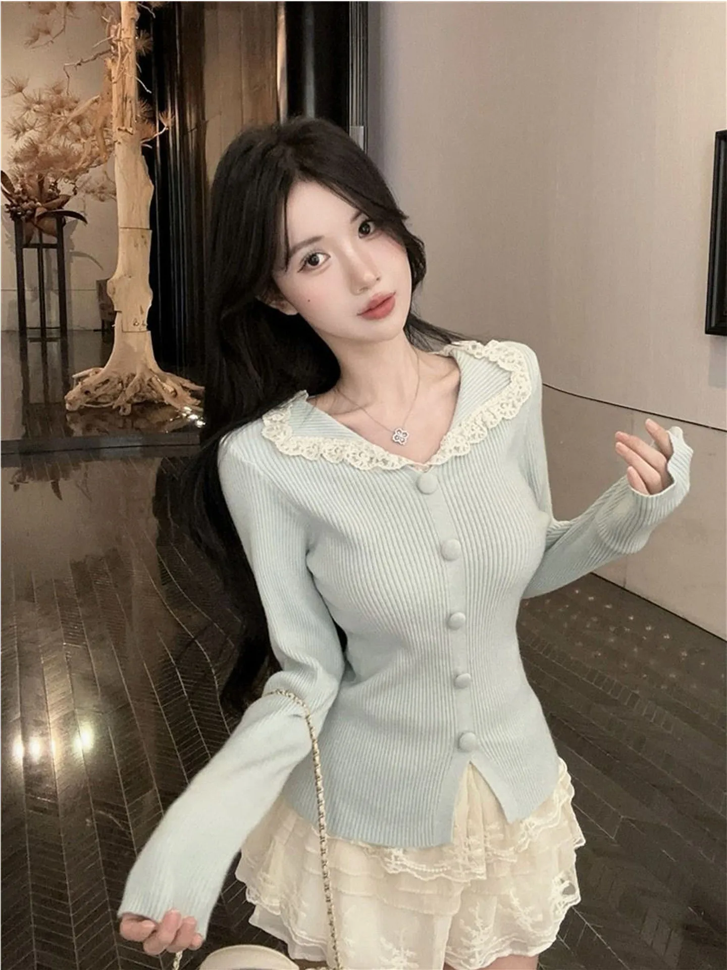 Sweet Sle Lace Collar Single Button Knitted Base irt Women's Autumn Winter Slimming Ele Anti-Aging Beautiful Small irt
Sweet Sle Lace Collar Single Button Knitted Base irt Women's Autumn Winter Slimming Ele Anti-Aging Beautiful Small irt