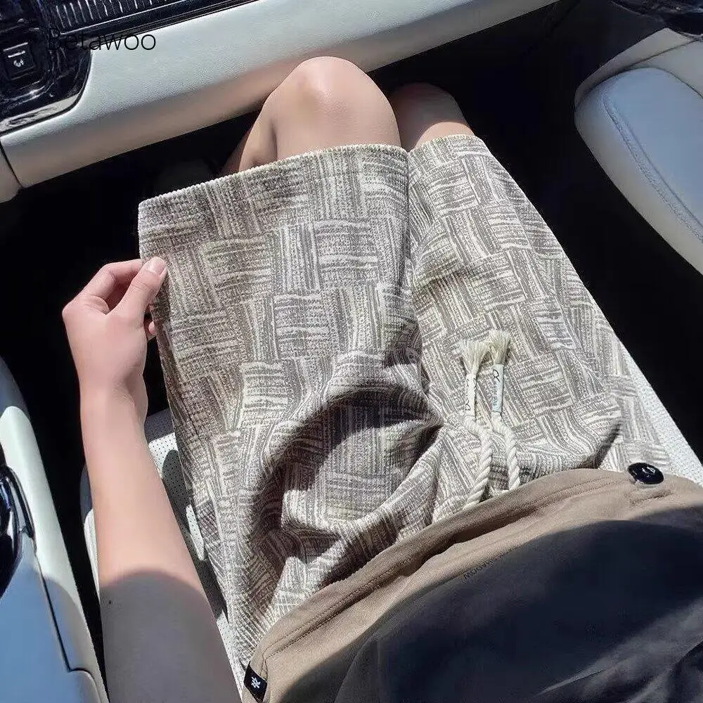 Men's Textured Printed Casual Shorts Drawstring Waist Loose Straight Leg Summer Trousers
Men's Textured Printed Casual Shorts Drawstring Waist Loose Straight Leg Summer Trousers