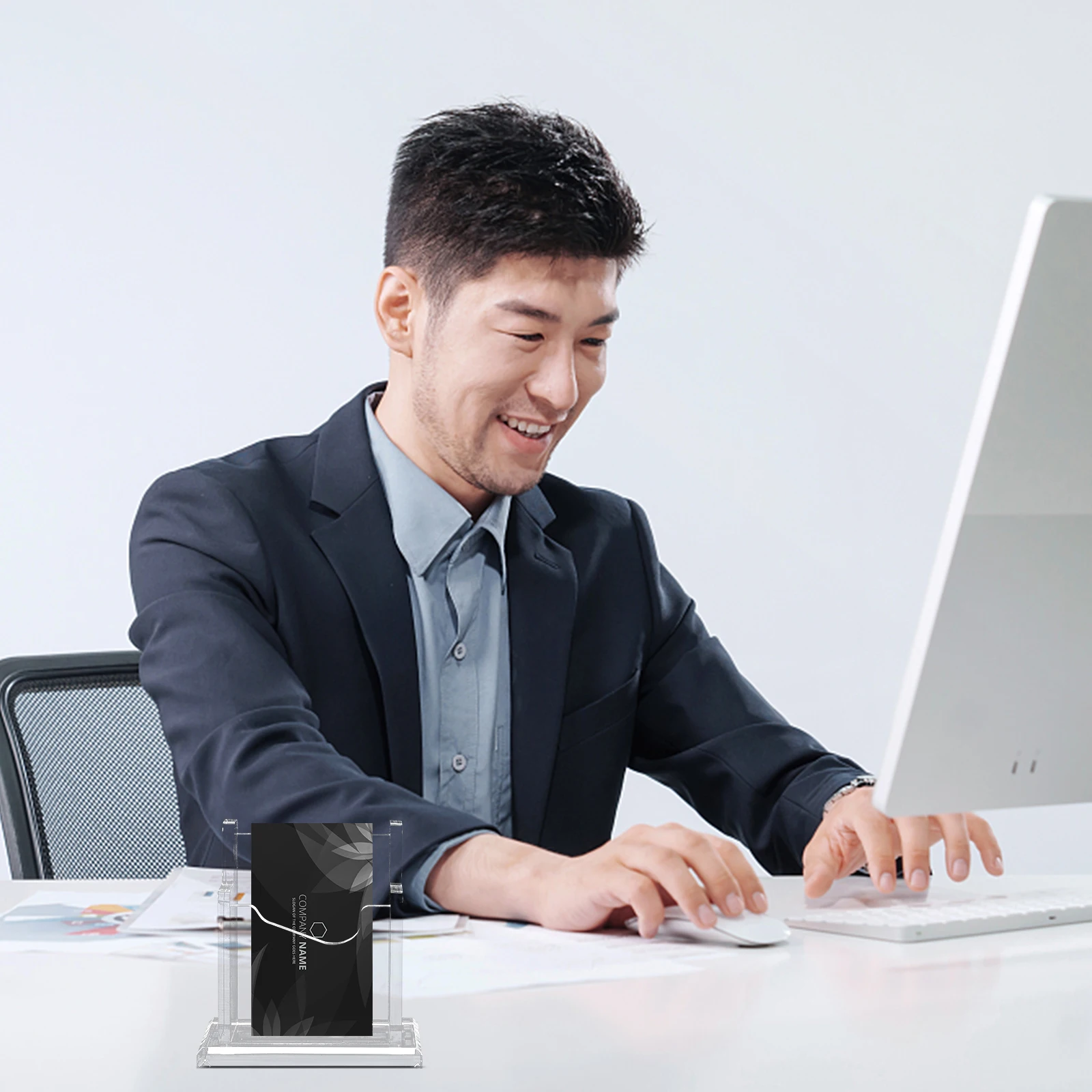 Card Holder Clear Acrylic Business Card Organizer Desktop Storage Case For Office Desk Transparent Cards Display Stand
Card Holder Clear Acrylic Business Card Organizer Desktop Storage Case For Office Desk Transparent Cards Display Stand