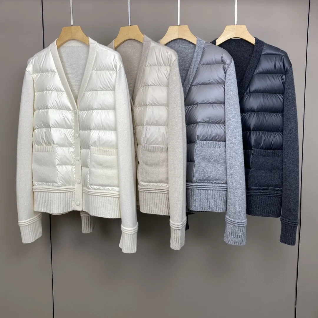 Women Cashmere Down Jacket Knitted Spliced Long Sleeve V-Neck Single Breasted Vintage Autumn Winter Coat
Women Cashmere Down Jacket Knitted Spliced Long Sleeve V-Neck Single Breasted Vintage Autumn Winter Coat