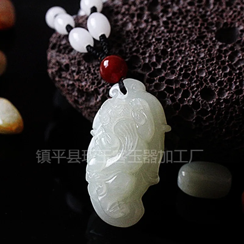 Hetian Jade White Jade Pixiu Leaves Pixiu Pendant for Men and Women Jade Pendant
Hetian Jade White Jade Pixiu Leaves Pixiu Pendant for Men and Women Jade Pendant