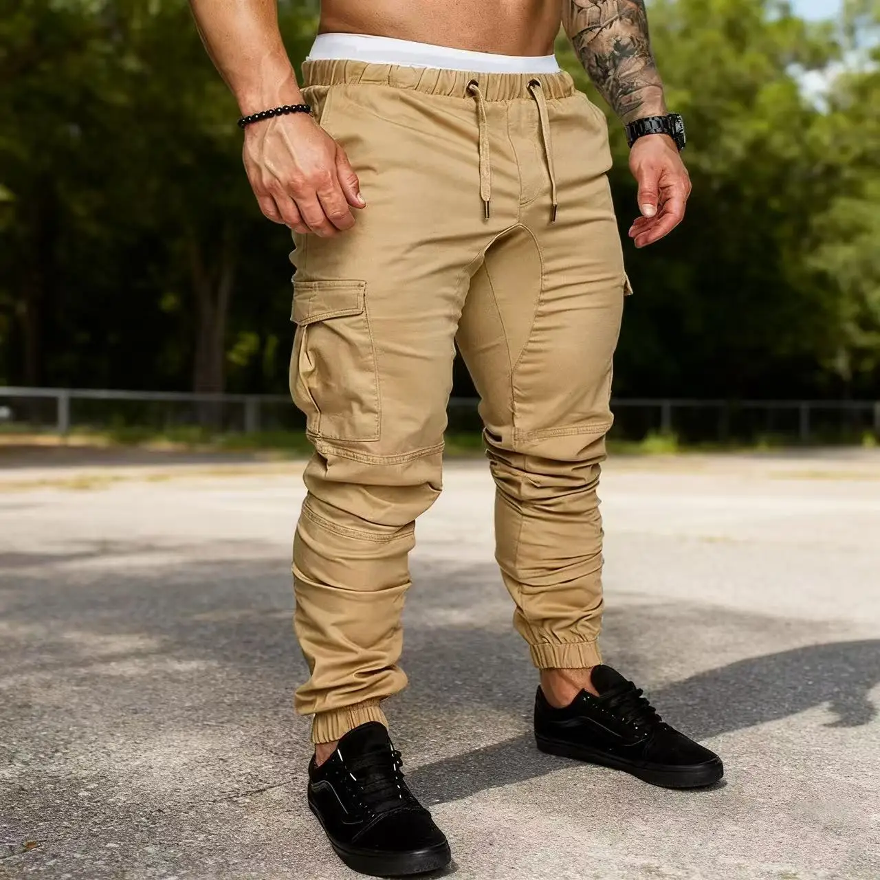 Men's heavy breathable sports jogging pants elastic drawstring waist loose straight casual trousers thick men's sweater pants
Men's heavy breathable sports jogging pants elastic drawstring waist loose straight casual trousers thick men's sweater pants