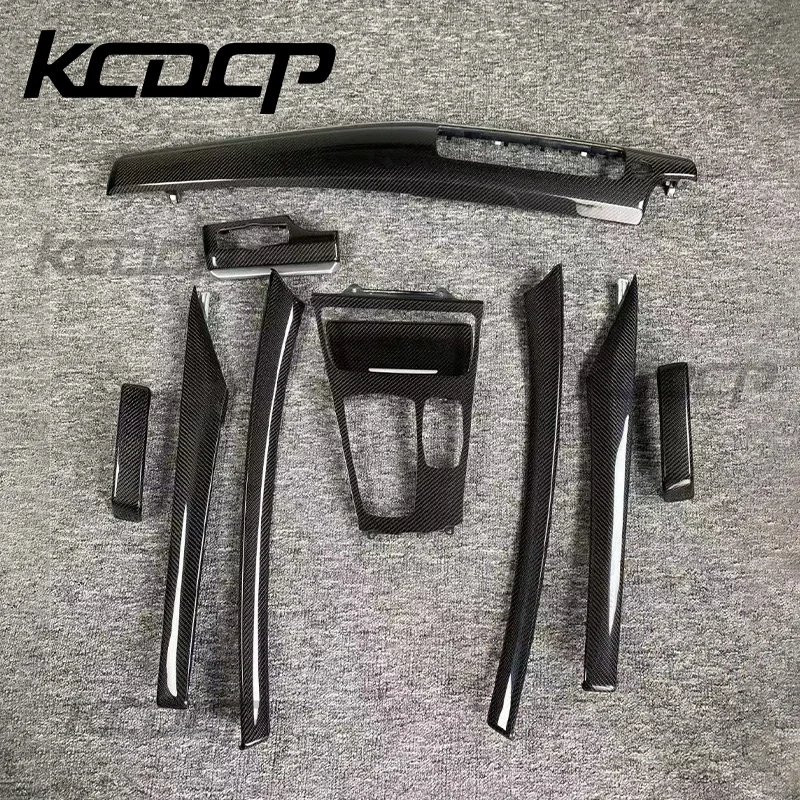 Интерьер из углеродного волокна для BMW 5-й серии GT F10 F07 F11 F18, замена салона автомобиля из углеродного волокна 
Интерьер из углеродного волокна для BMW 5-й серии GT F10 F07 F11 F18, замена салона автомобиля из углеродного волокна