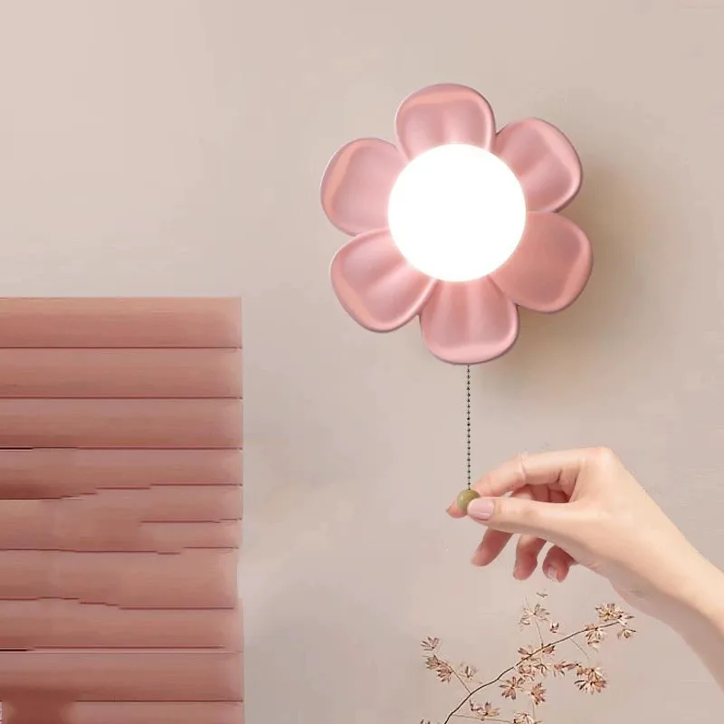 Modern petal wall lamp corridor balcony porch staircase bedroom bedside study decorative wall lamp indoor lighting fixture
Modern petal wall lamp corridor balcony porch staircase bedroom bedside study decorative wall lamp indoor lighting fixture