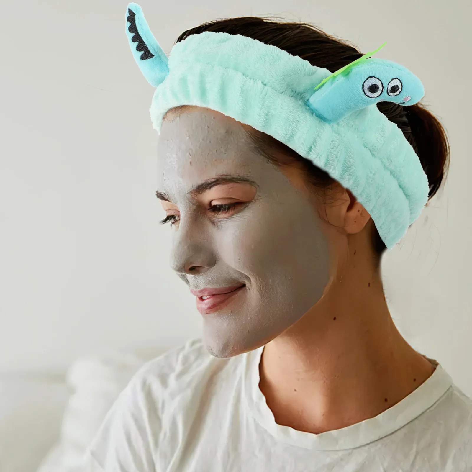 Cartoon Dinosaur Headband Cute Adult Headband Makeup Spa Face Cleaning Hair Band Women Hair Accessories Lightweight Comfortable
Cartoon Dinosaur Headband Cute Adult Headband Makeup Spa Face Cleaning Hair Band Women Hair Accessories Lightweight Comfortable
