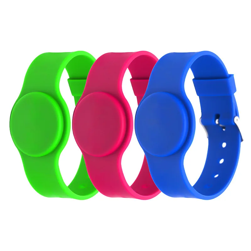 RFID Silicone Rubber Wrist Band Factory Customized NFC Sports Adjustable Silicone ID Wristbands Bracelets Custom Logo
RFID Silicone Rubber Wrist Band Factory Customized NFC Sports Adjustable Silicone ID Wristbands Bracelets Custom Logo