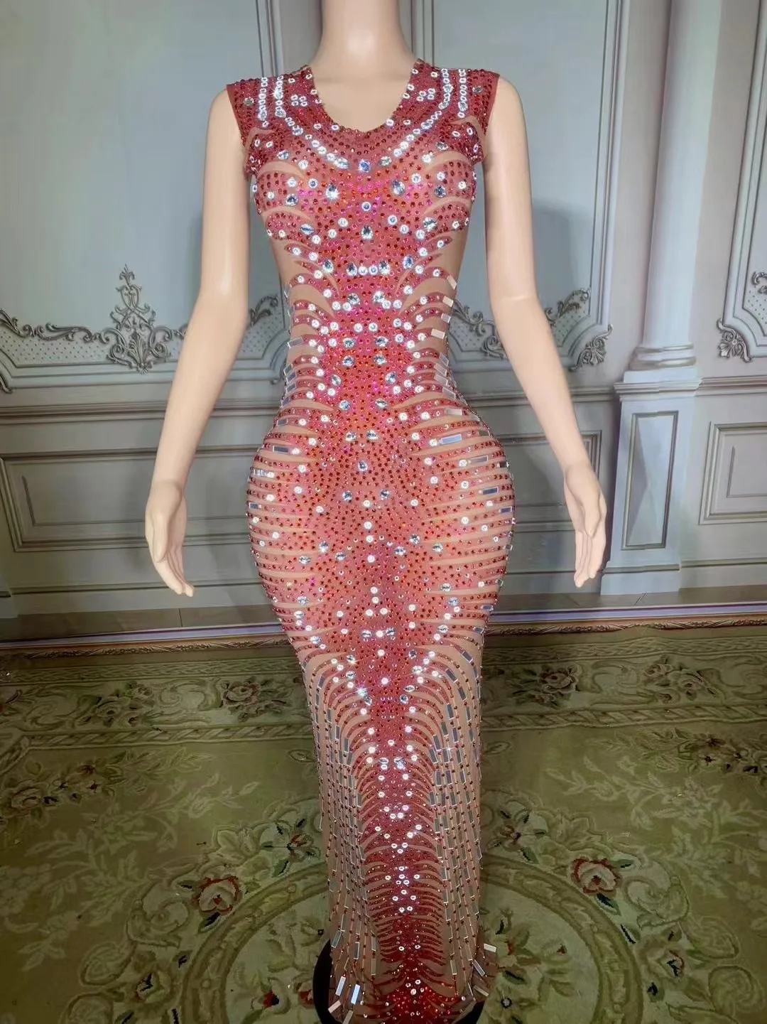 Sexy Stage Red Rhinestones Silver Sequins Designed Dress Evening Birthday Celebrate Costume Performance Dance Photo Shoot Dress
Sexy Stage Red Rhinestones Silver Sequins Designed Dress Evening Birthday Celebrate Costume Performance Dance Photo Shoot Dress