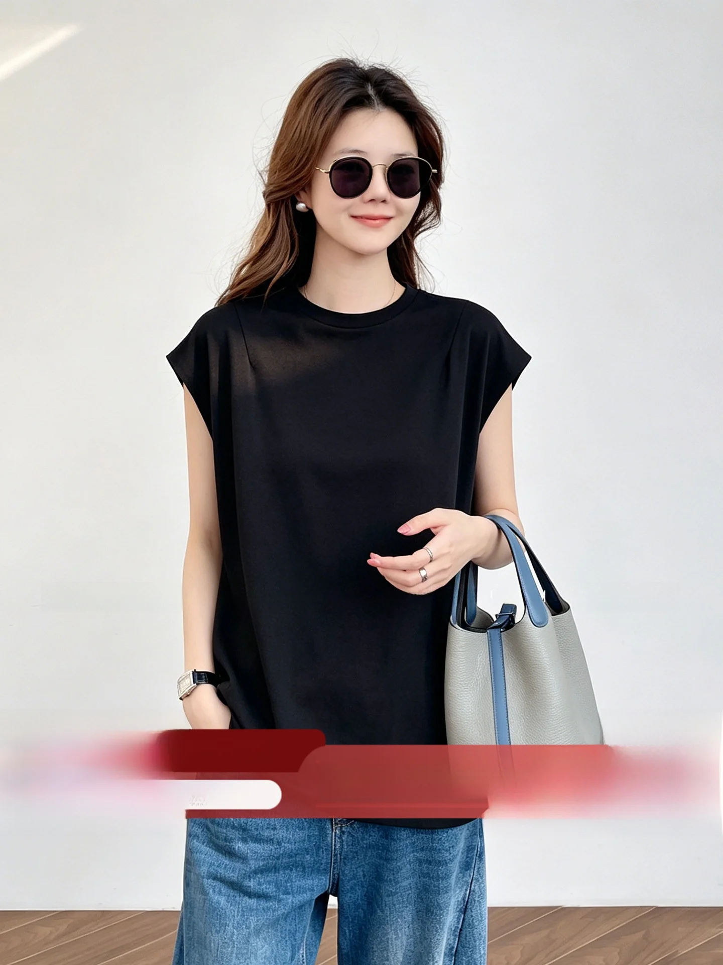Korean Fashion Combed Cotton round Neck T-Shirt Women's Loose Fit Summer New Style Casual Versatile Vest Simple Design Fly Sl...
Korean Fashion Combed Cotton round Neck T-Shirt Women's Loose Fit Summer New Style Casual Versatile Vest Simple Design Fly Sl...