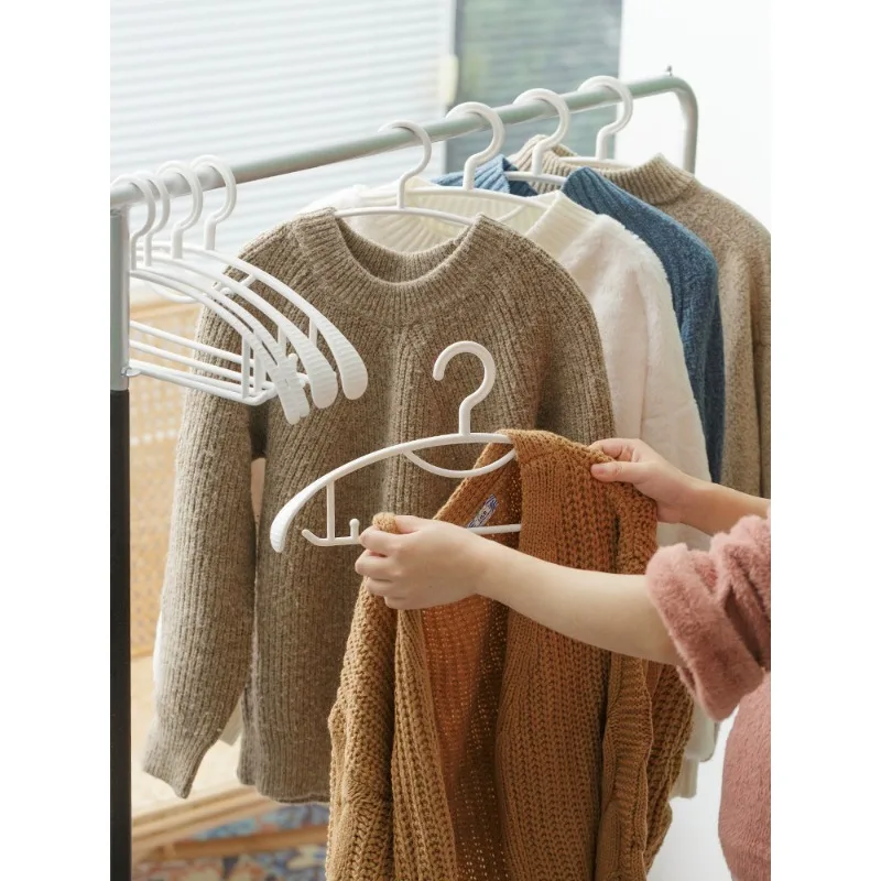 Household Anti Mark Wide Shoulder Clothes Hanger Non Slip Durable Garment Support For Bedroom Dormitory Wardrobe Storage Use
Household Anti Mark Wide Shoulder Clothes Hanger Non Slip Durable Garment Support For Bedroom Dormitory Wardrobe Storage Use