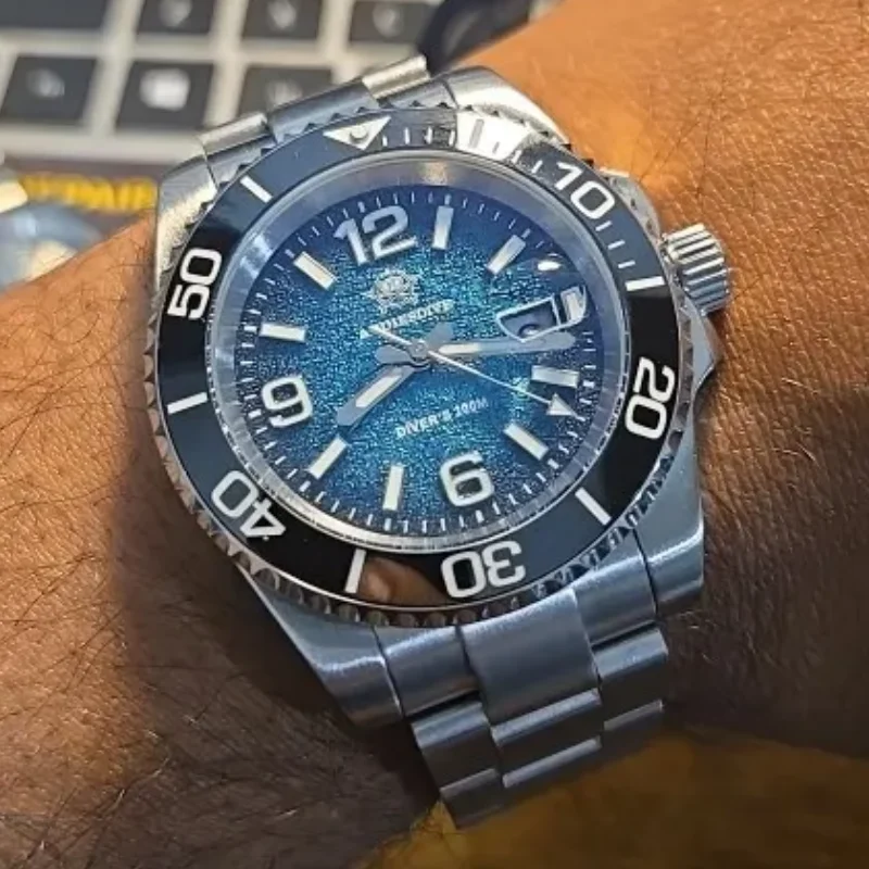 ADDIESDIVE AD2513 Men Watch Calendar Window 200M Waterproof 316L Stainless Steel BGW9 Luminous Reloj Hombre Quartz Watch 41mm
ADDIESDIVE AD2513 Men Watch Calendar Window 200M Waterproof 316L Stainless Steel BGW9 Luminous Reloj Hombre Quartz Watch 41mm