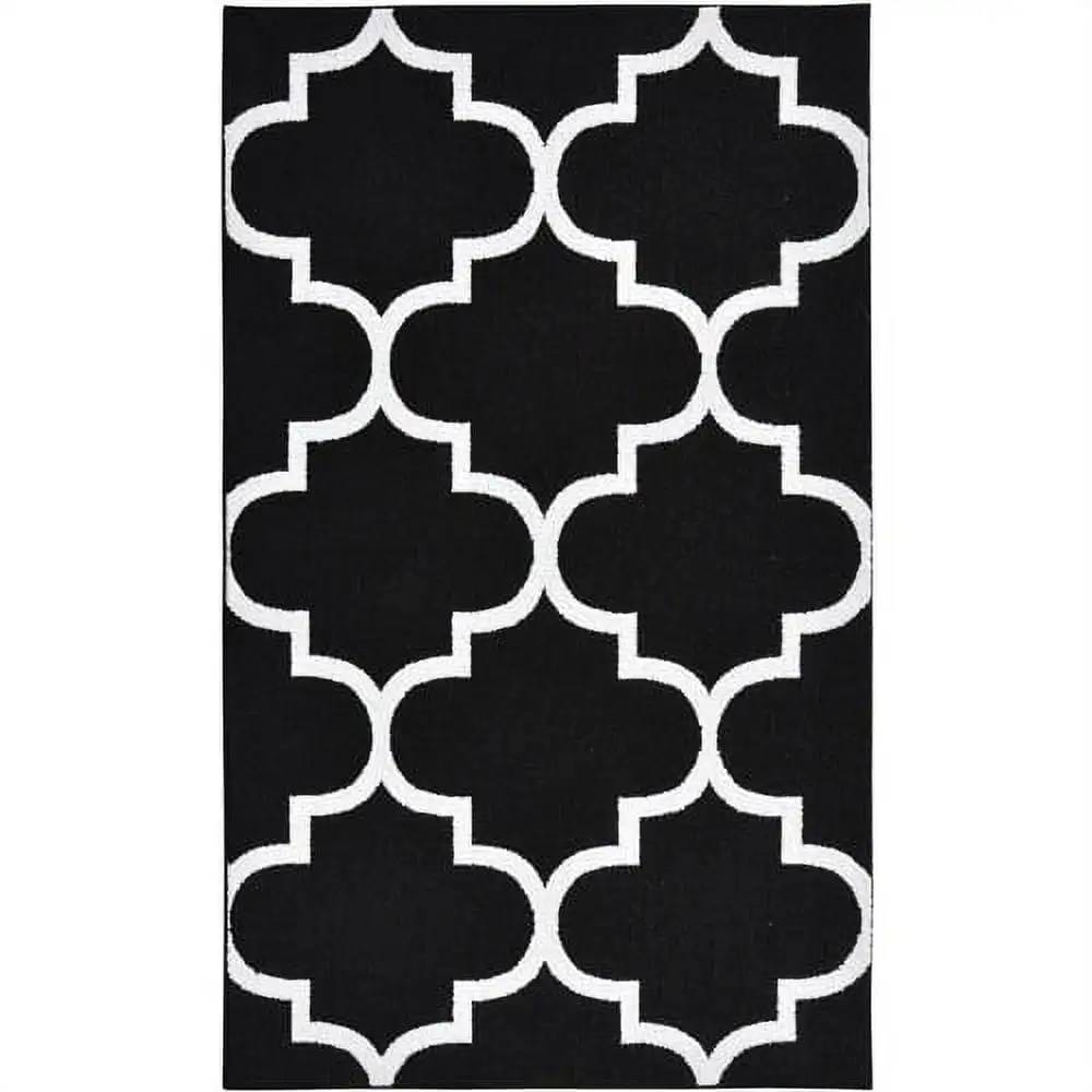 Коврик-гирлянда из полипропилена Quatrefoil, черный/белый коврик для помещений, 5 'x 7'
Коврик-гирлянда из полипропилена Quatrefoil, черный/белый коврик для помещений, 5 'x 7'